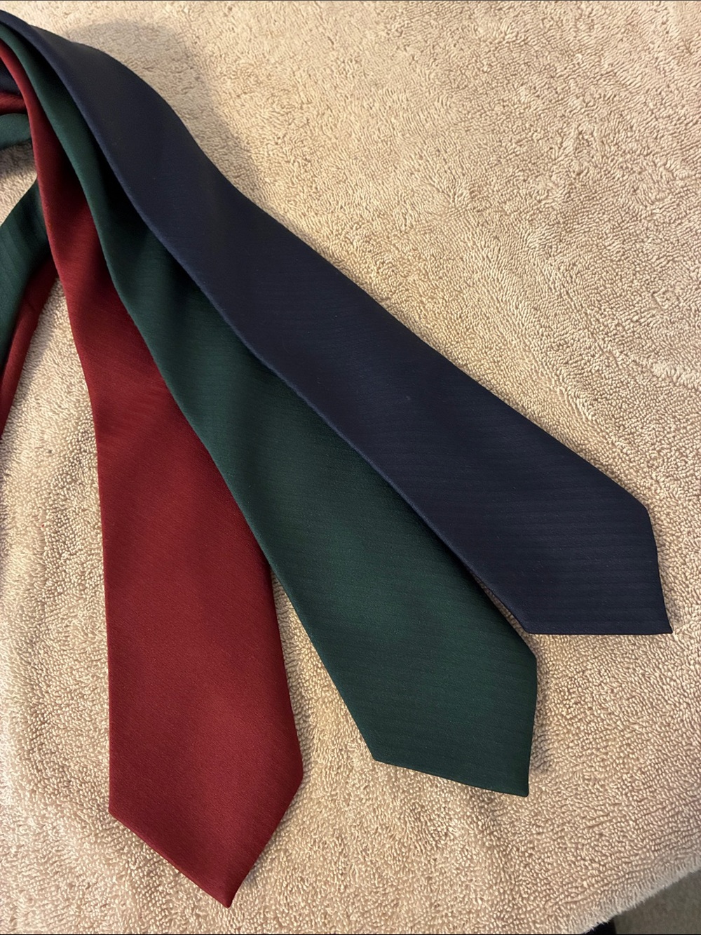 Henri Christian Men's Solid Polyester Ties in Navy, Green & Burgundy lot of 3